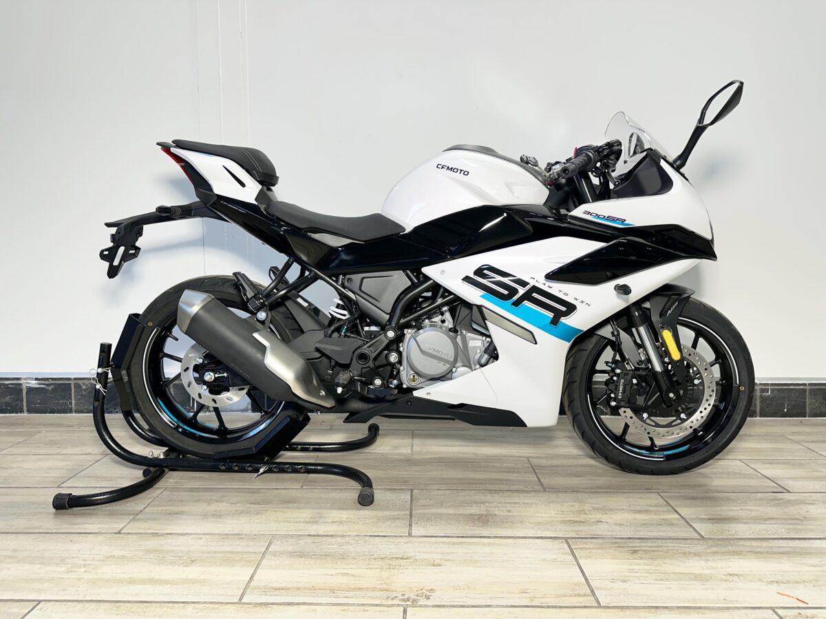 CFMOTO 300SR 2024
