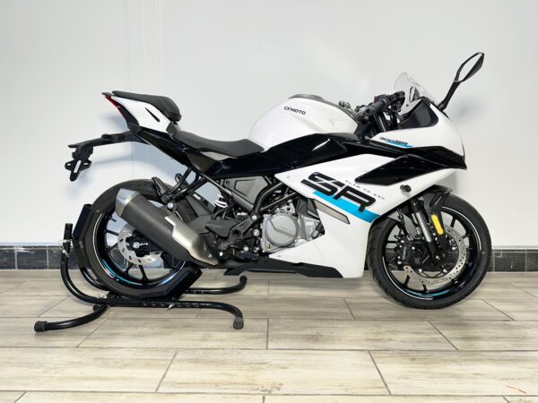 CFMOTO 300SR 2024