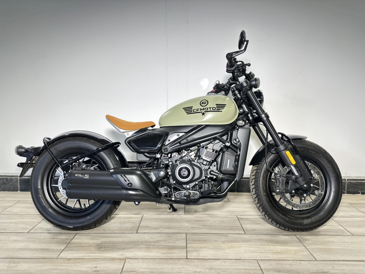 CFMOTO CL-C BOBBER 2025 11